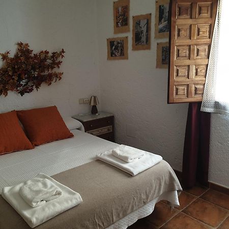 Casa Rural El Lobo アイナ エクステリア 写真