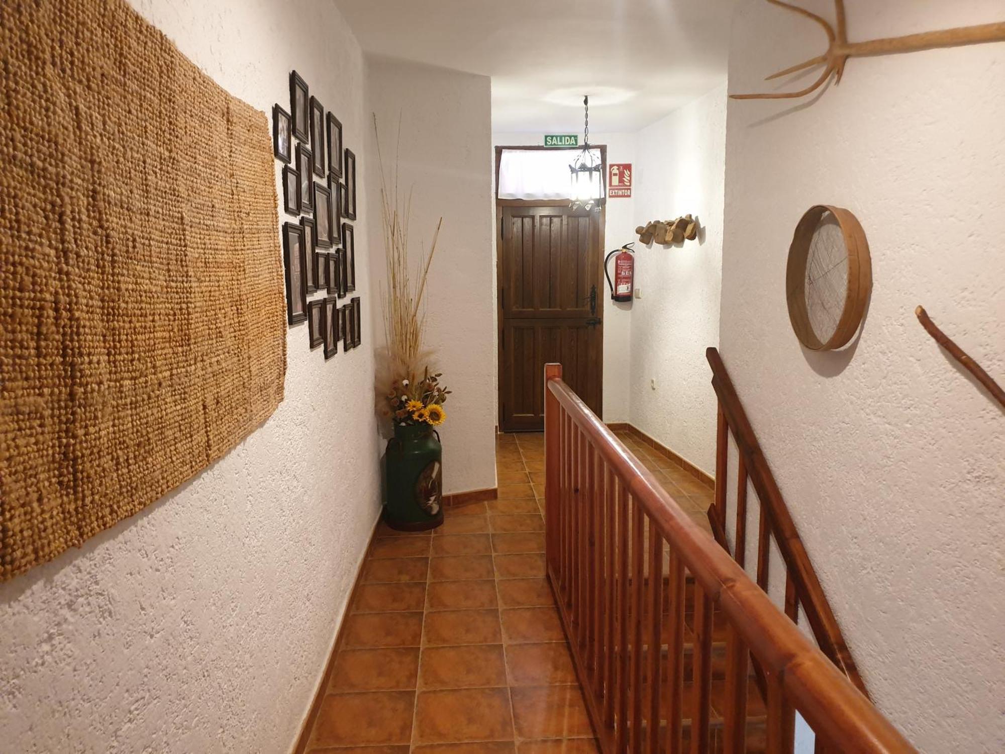 Casa Rural El Lobo アイナ エクステリア 写真